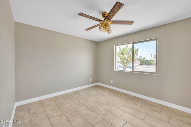 420 De Leon Drive, El Paso, TX 79912