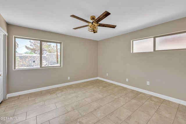 420 De Leon Drive, El Paso, TX 79912