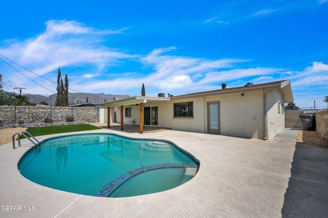 420 De Leon Drive, El Paso, TX 79912