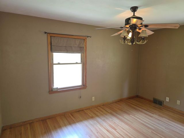 1980 58th Street E, Inver Grove Heights, MN 55077