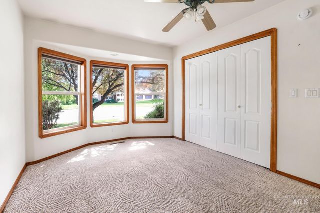 2047 Candlewood Cir, Twin Falls, ID 83301
