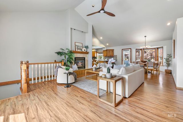 2047 Candlewood Cir, Twin Falls, ID 83301
