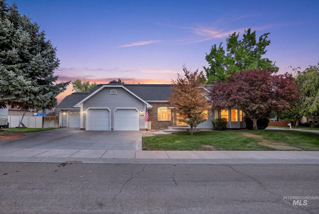 2047 Candlewood Cir, Twin Falls, ID 83301