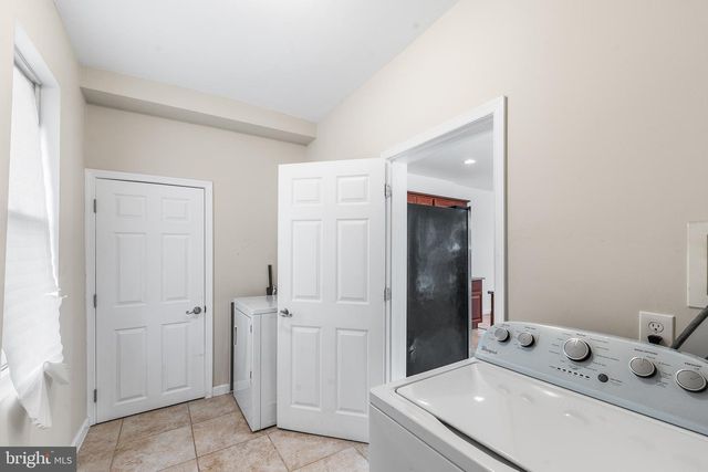 2546 W LANVALE ST, Baltimore, MD 21216