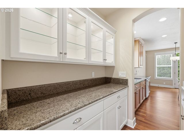 2154 SPARROW Ct, Eugene, OR 97401