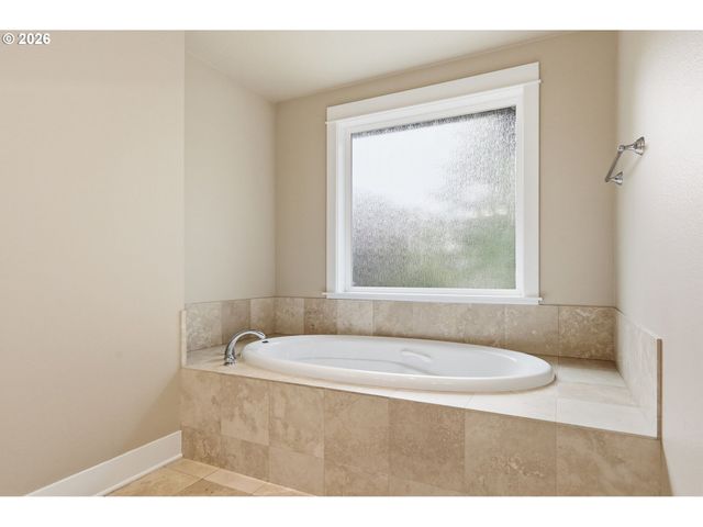 2154 SPARROW Ct, Eugene, OR 97401