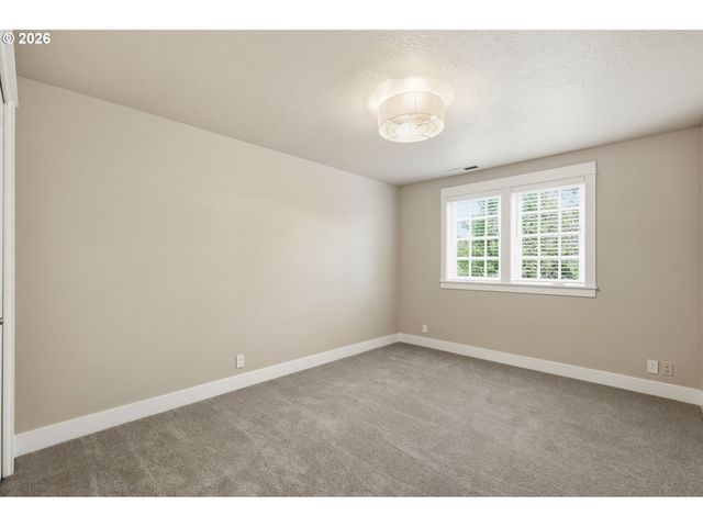 2154 SPARROW Ct, Eugene, OR 97401