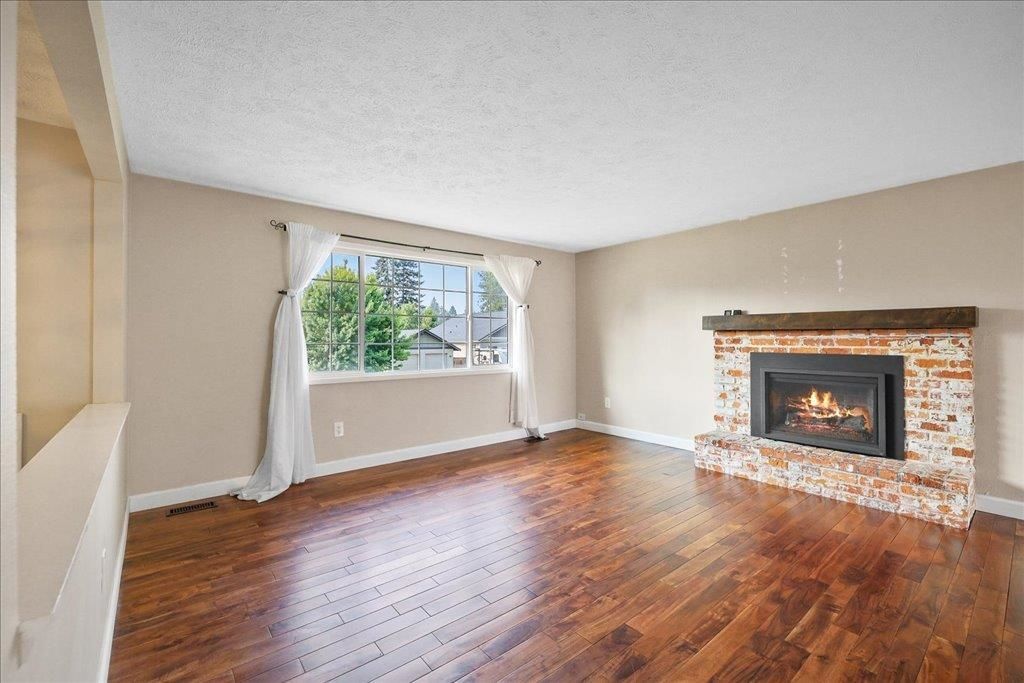 1427 E 35th Ave, Spokane, WA 99203 photo 3