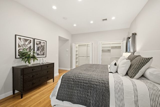 31 Harrow Rd, Norwood, MA 02062