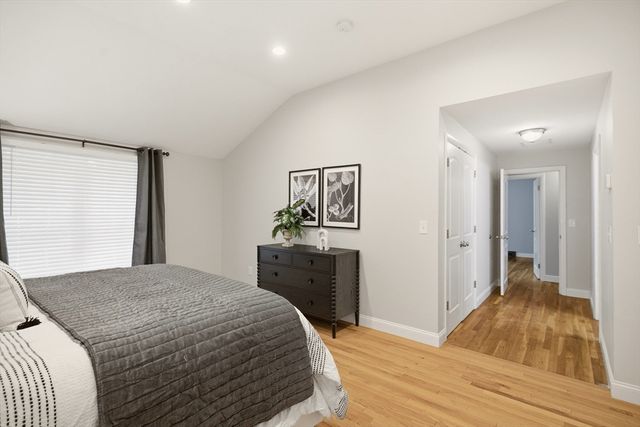 31 Harrow Rd, Norwood, MA 02062
