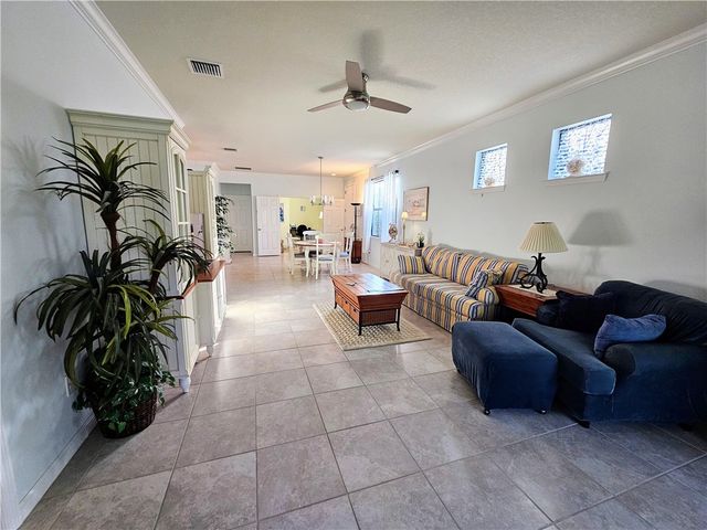 5121 Longhorn Drive, Vero Beach, FL 32967