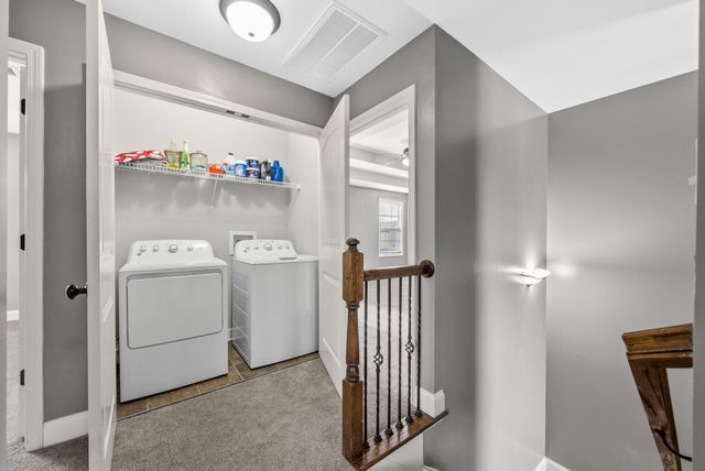 981 Harding Dr, Clarksville, TN 37042