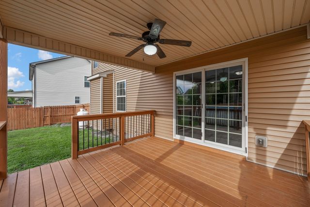 981 Harding Dr, Clarksville, TN 37042