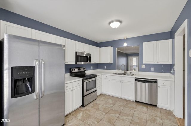 2106 Trailridge Court, Raleigh, NC 27603