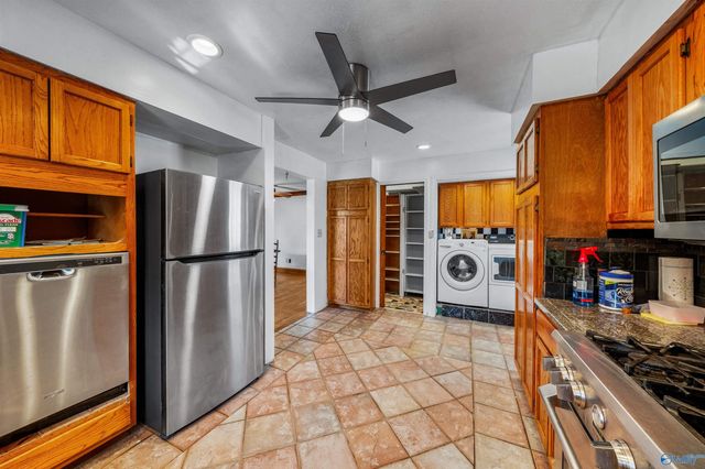 2020 Pleasant View Road, Fort Payne, AL 35967