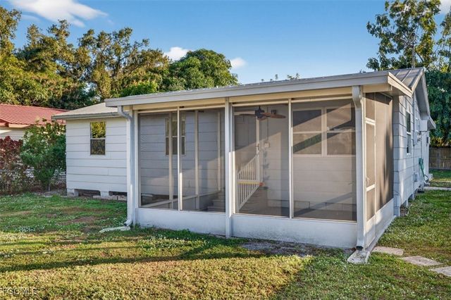 559 Clark ST, North Fort Myers, FL 33903