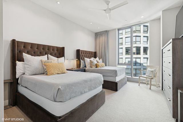 403 N Wabash Street 15B, Chicago, IL 60611