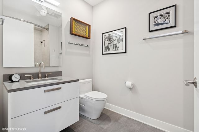 403 N Wabash Street 15B, Chicago, IL 60611