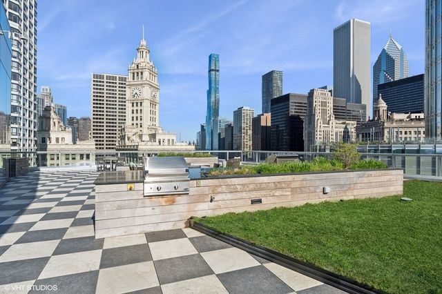 403 N Wabash Street 15B, Chicago, IL 60611