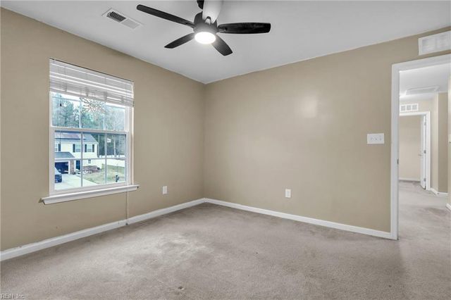 589 Leonard LN, Newport News, VA 23601