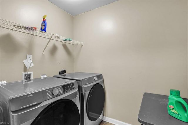 589 Leonard LN, Newport News, VA 23601