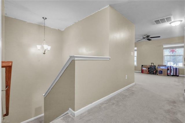 589 Leonard LN, Newport News, VA 23601