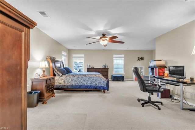 589 Leonard LN, Newport News, VA 23601