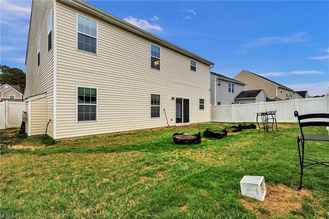 589 Leonard LN, Newport News, VA 23601