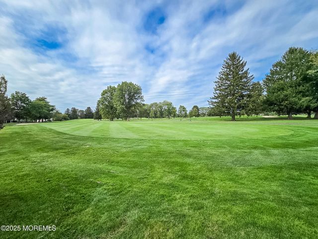 374N New Bedford Lane, Monroe, NJ 08831