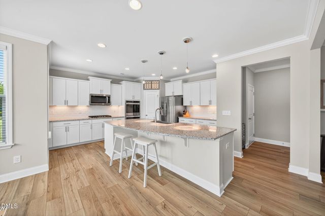 1014 Black River Drive, Zebulon, NC 27597