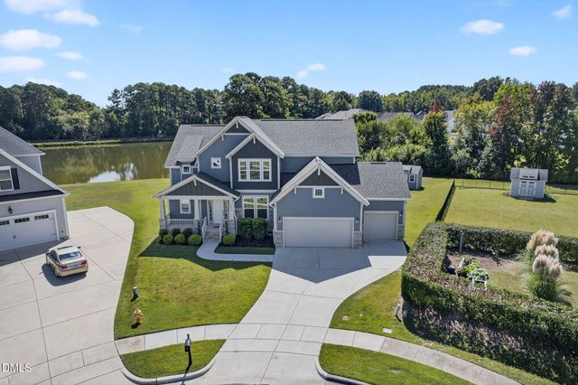 1014 Black River Drive, Zebulon, NC 27597