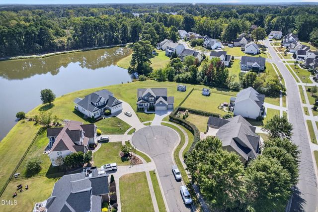 1014 Black River Drive, Zebulon, NC 27597