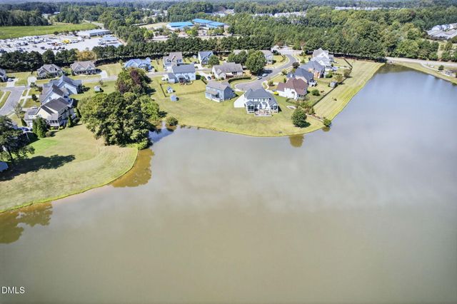 1014 Black River Drive, Zebulon, NC 27597