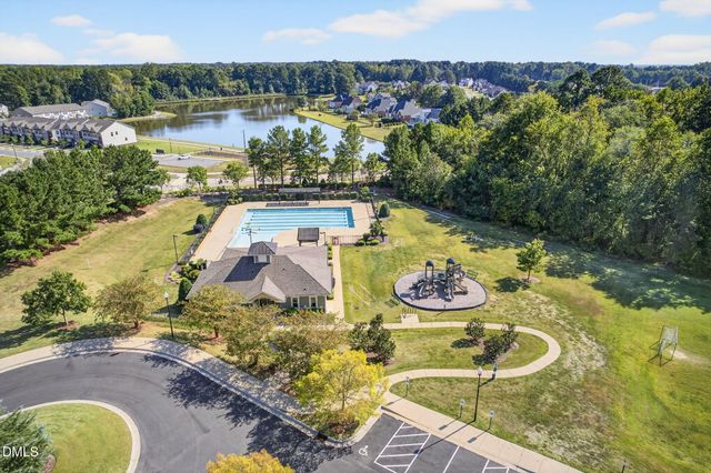 1014 Black River Drive, Zebulon, NC 27597