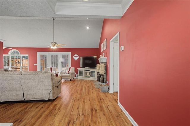 204 Blue Holly NE Drive, Calhoun, GA 30701