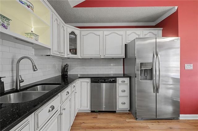 204 Blue Holly NE Drive, Calhoun, GA 30701