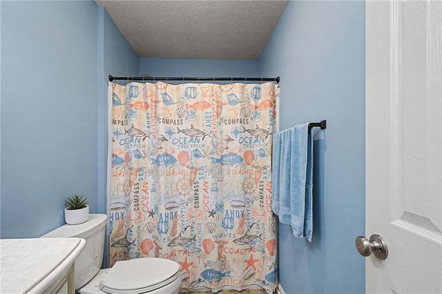 204 Blue Holly NE Drive, Calhoun, GA 30701