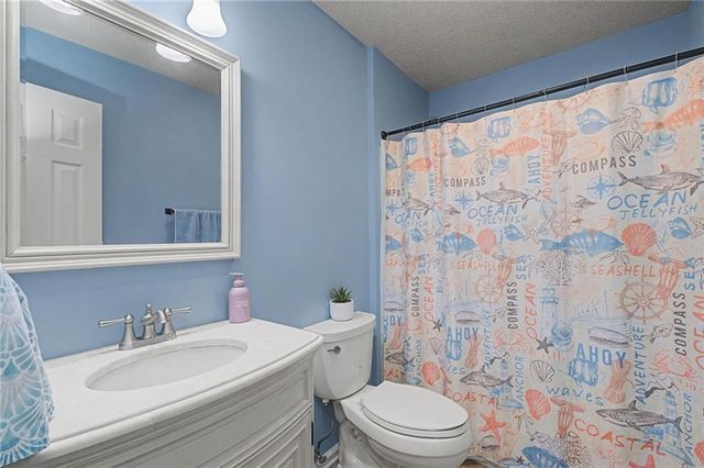 204 Blue Holly NE Drive, Calhoun, GA 30701