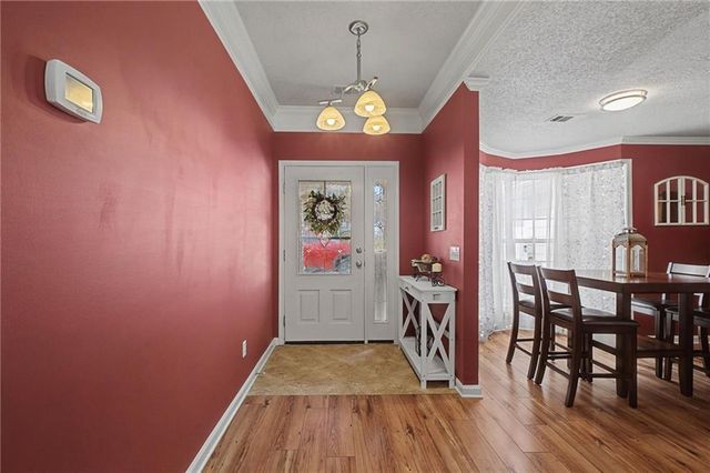 204 Blue Holly NE Drive, Calhoun, GA 30701