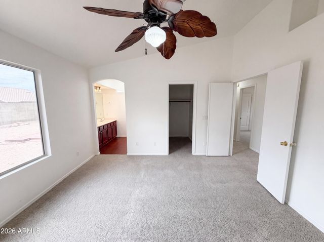 2945 E HONONEGH Drive, Phoenix, AZ 85050