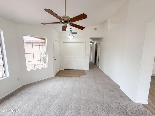 2945 E HONONEGH Drive, Phoenix, AZ 85050