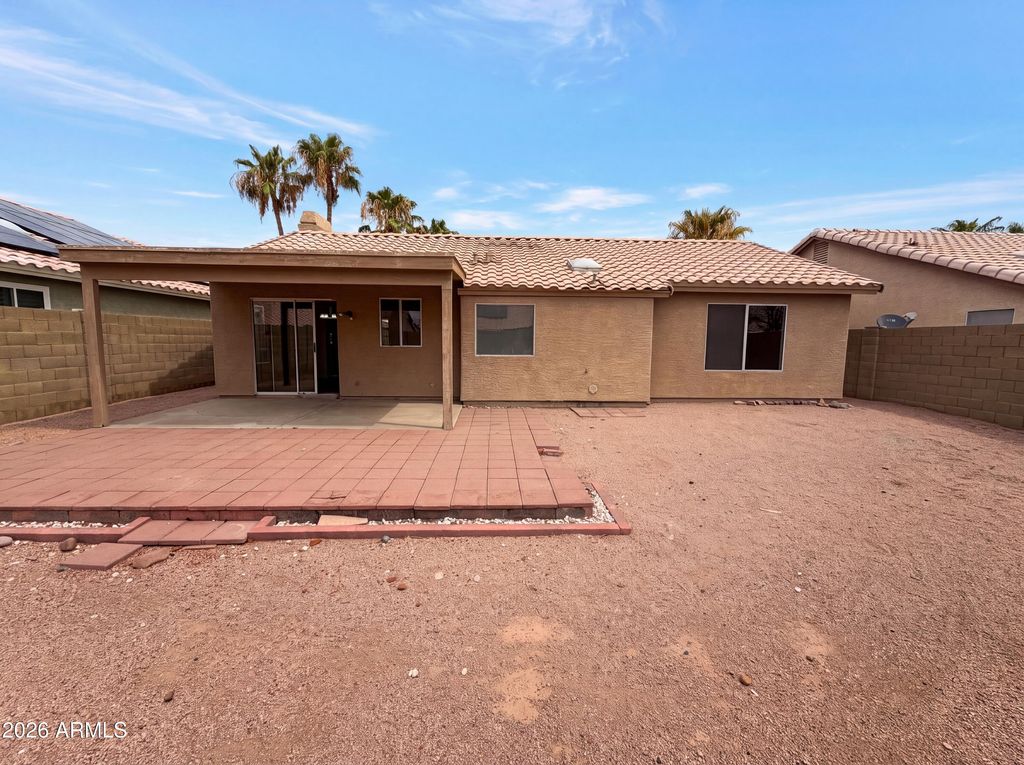 2945 E HONONEGH Drive, Phoenix, AZ 85050 — photo 5