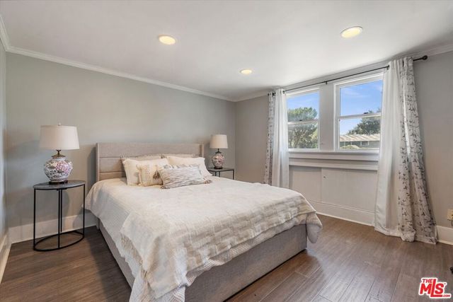 790 N El Molino Avenue, Pasadena, CA 91104