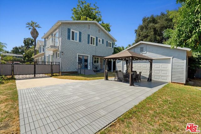 790 N El Molino Avenue, Pasadena, CA 91104