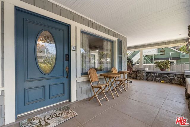 790 N El Molino Avenue, Pasadena, CA 91104