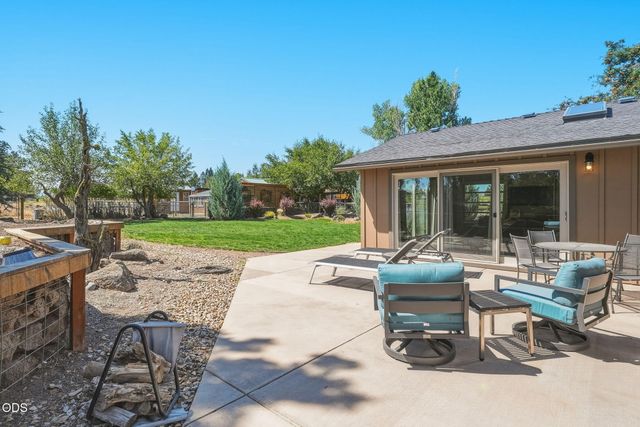 21785 Coyote Drive, Bend, OR 97702