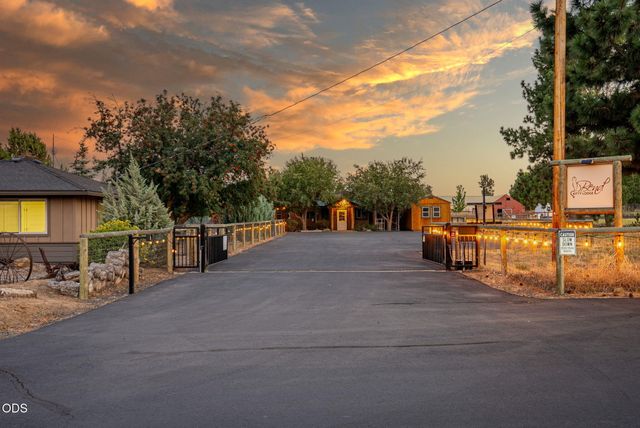 21785 Coyote Drive, Bend, OR 97702
