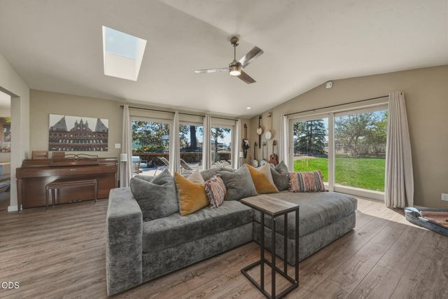 21785 Coyote Drive, Bend, OR 97702