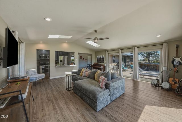 21785 Coyote Drive, Bend, OR 97702