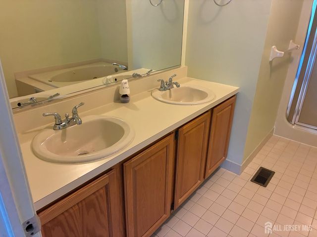 106 Northampton Drive, Holmdel, NJ 07733